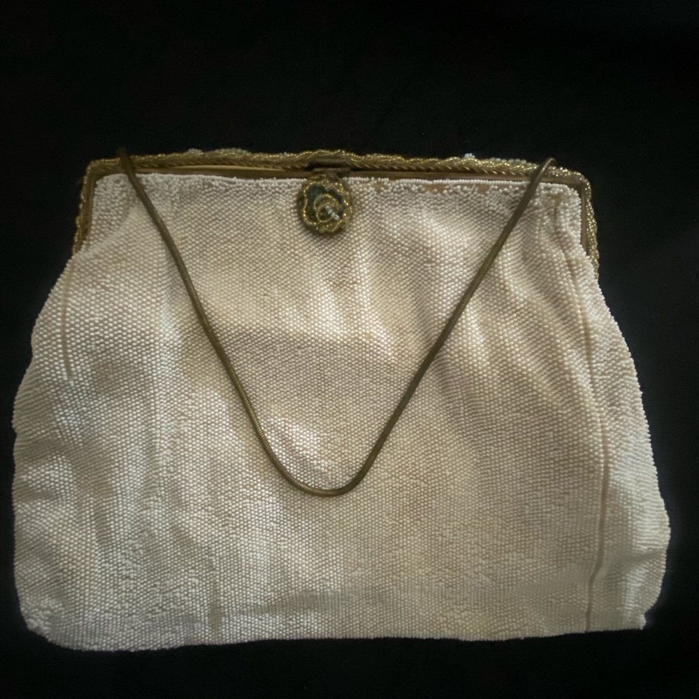 Beautiful Vintage charbet beaded French hand purse